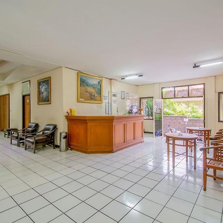 Hotel Mutiara Indah Denpasa Buitenkant foto
