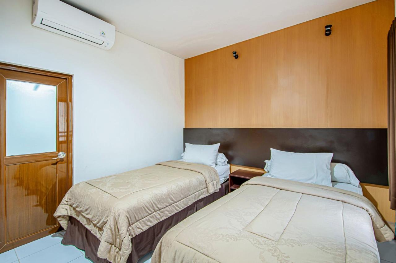 Hotel Mutiara Indah Denpasa Buitenkant foto