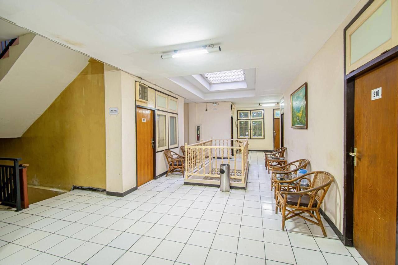 Hotel Mutiara Indah Denpasa Buitenkant foto