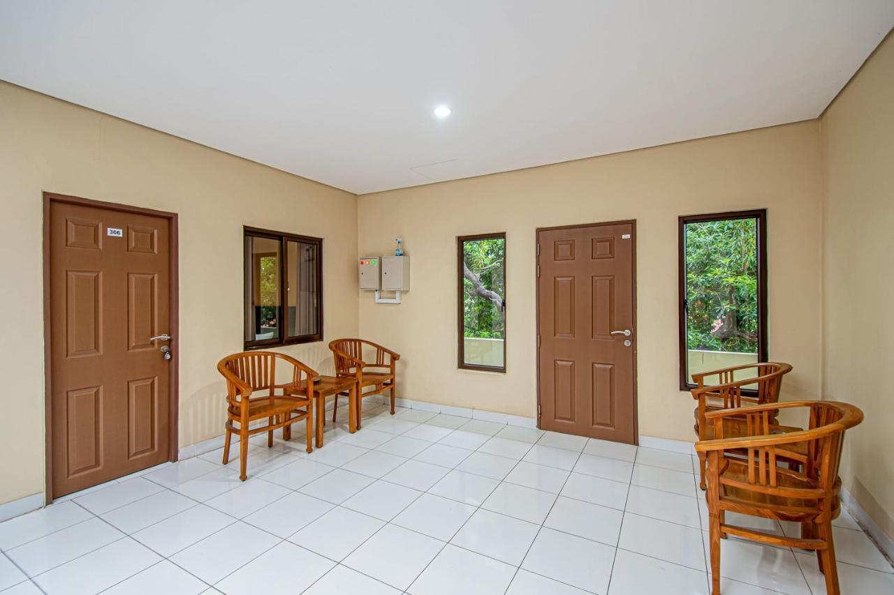 Hotel Mutiara Indah Denpasa Buitenkant foto