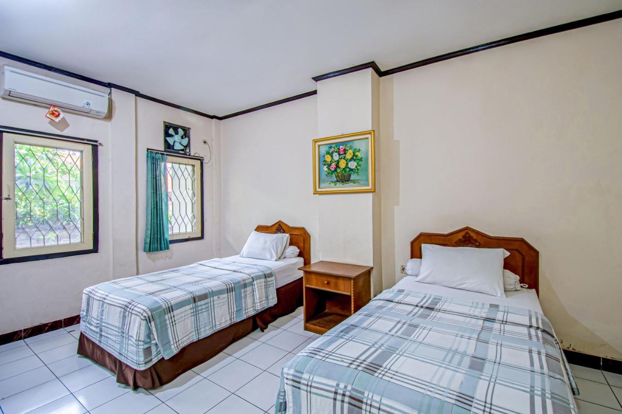 Hotel Mutiara Indah Denpasa Buitenkant foto