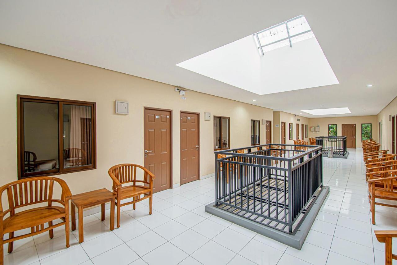 Hotel Mutiara Indah Denpasa Buitenkant foto