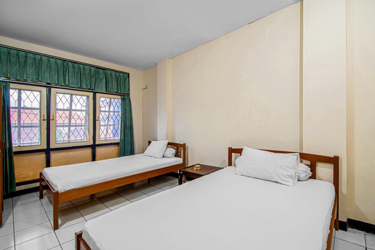 Hotel Mutiara Indah Denpasa Buitenkant foto