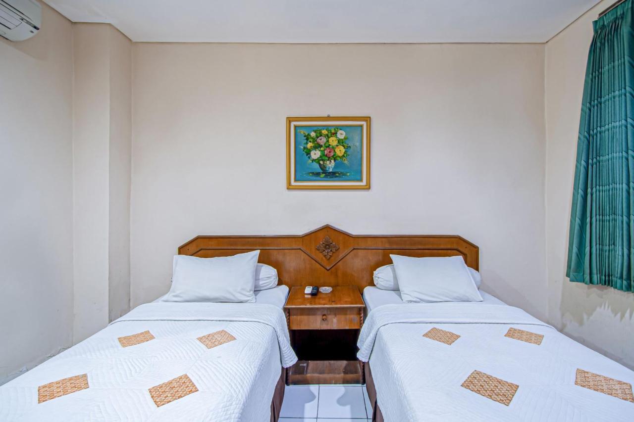 Hotel Mutiara Indah Denpasa Buitenkant foto
