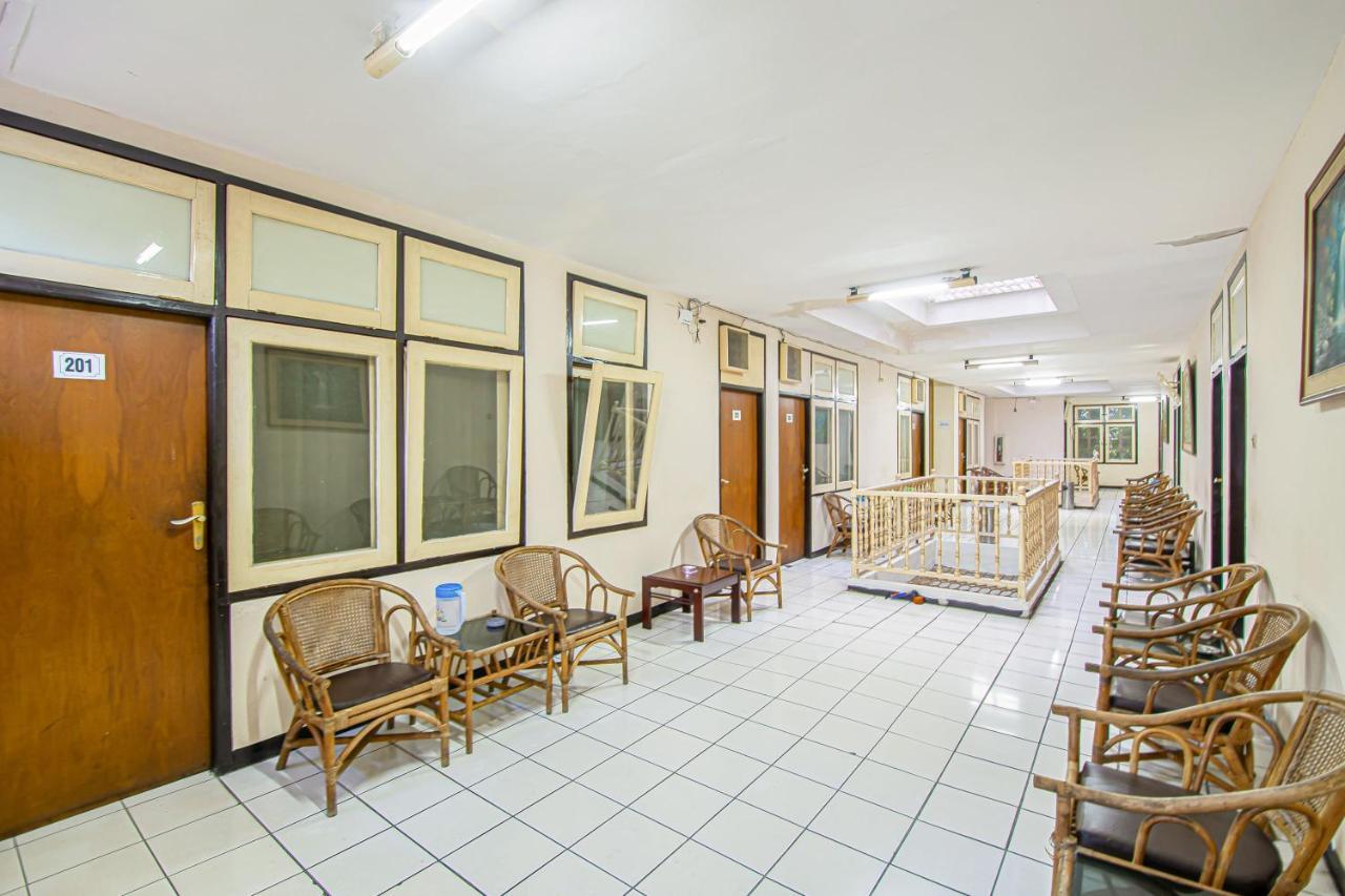 Hotel Mutiara Indah Denpasa Buitenkant foto