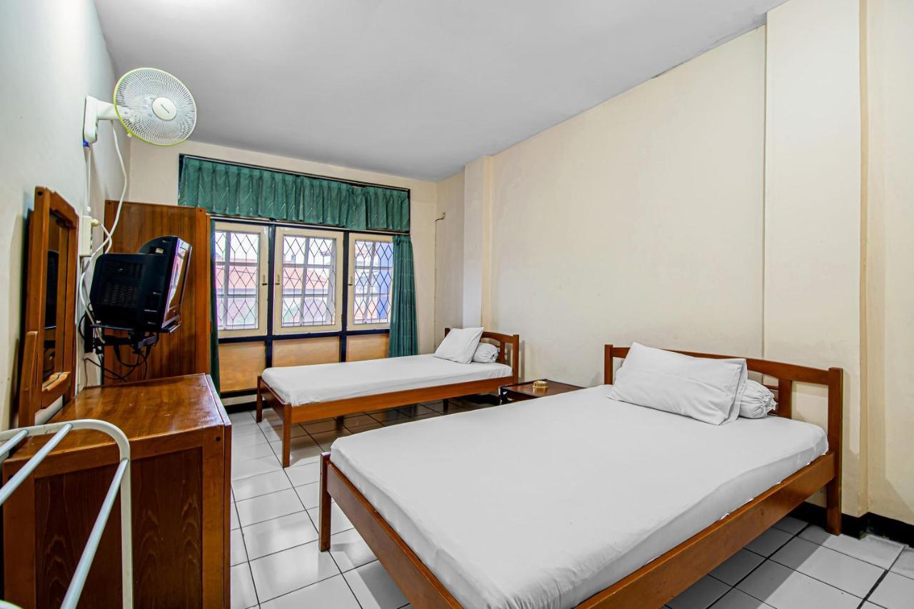 Hotel Mutiara Indah Denpasa Buitenkant foto