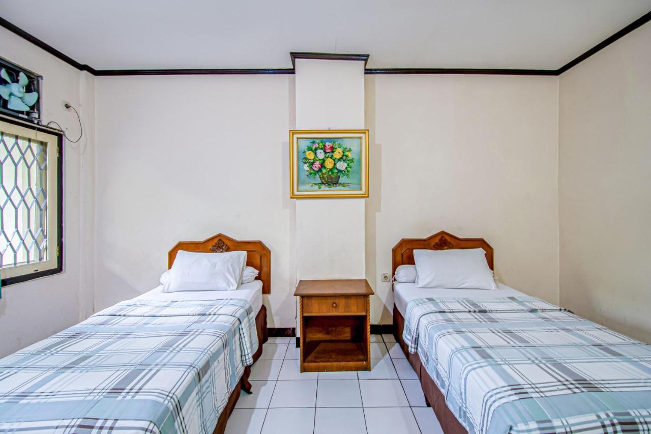 Hotel Mutiara Indah Denpasa Buitenkant foto