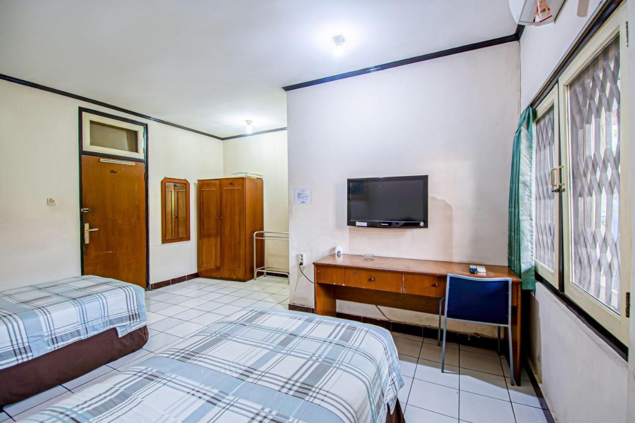 Hotel Mutiara Indah Denpasa Buitenkant foto
