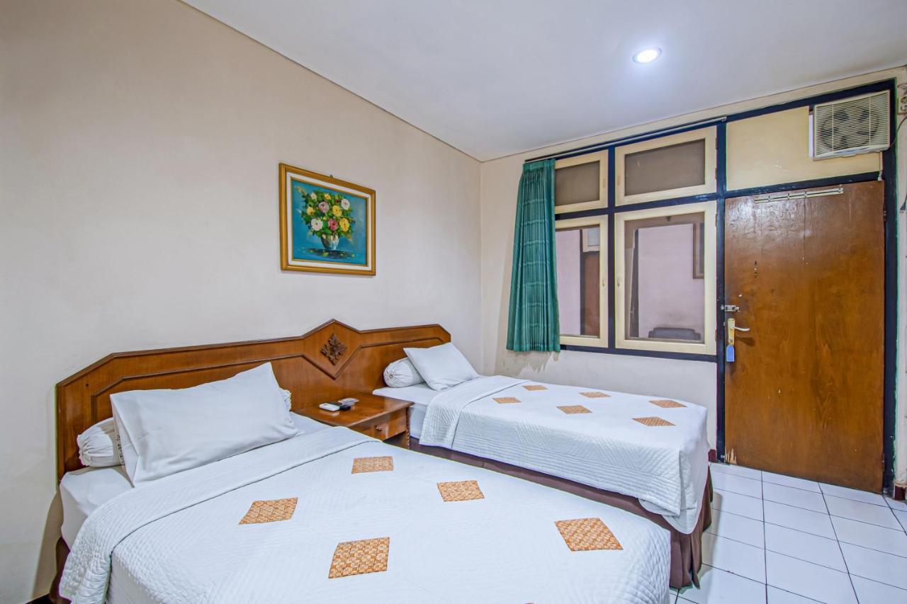 Hotel Mutiara Indah Denpasa Buitenkant foto